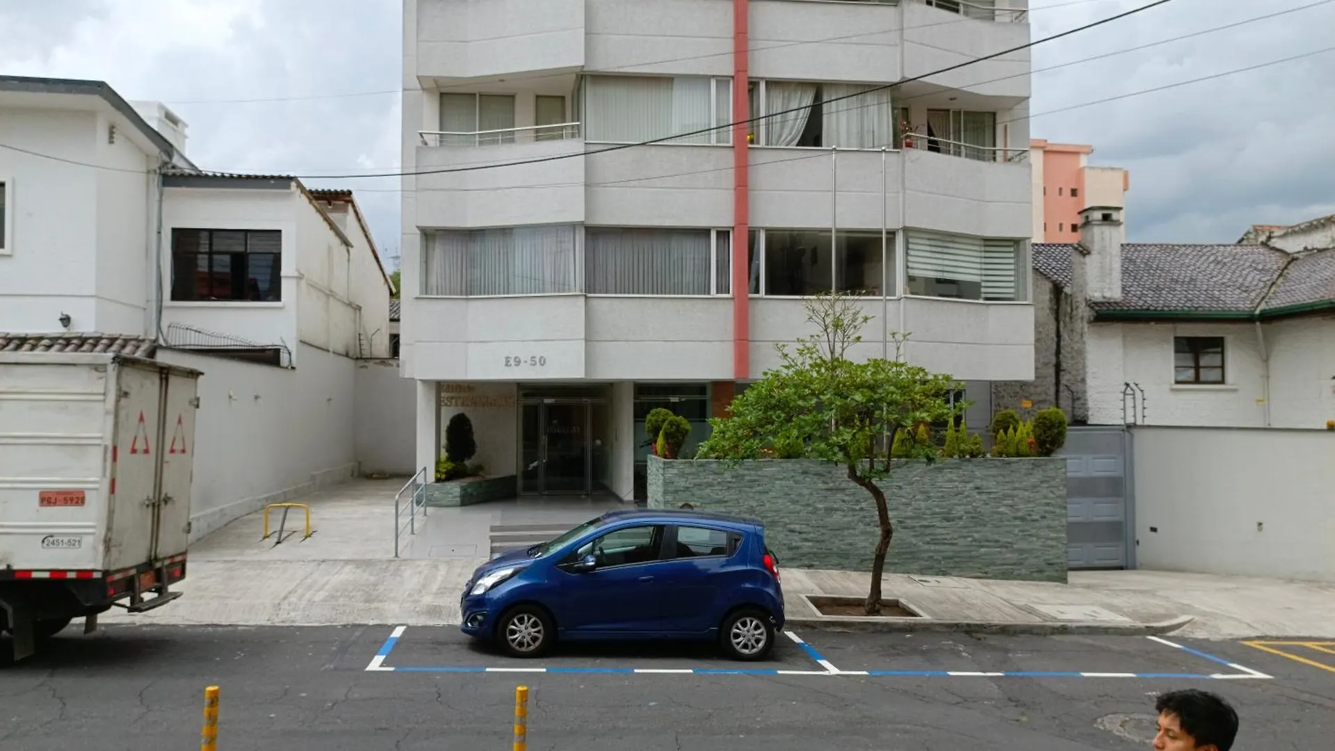 Vip Apartment - Queenbed - Balcony - Parking - 6Th Floor