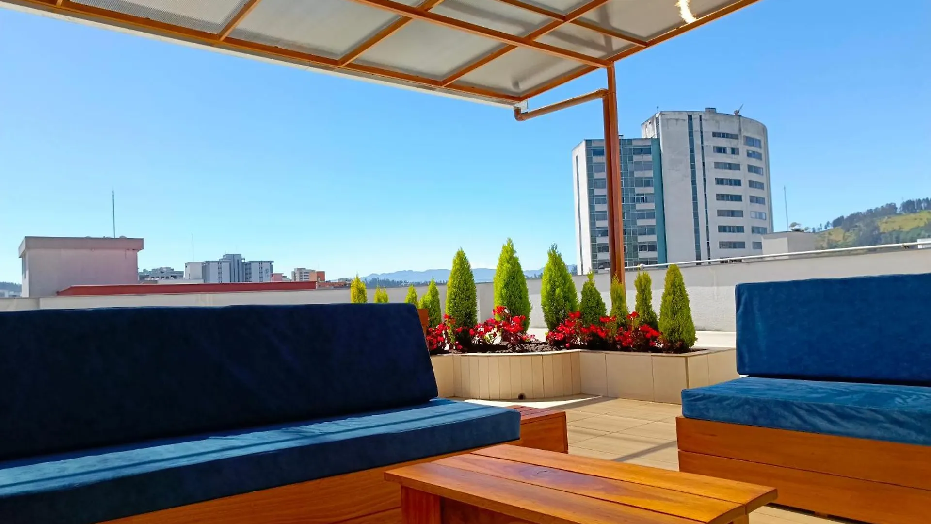 Vip Apartment - Queenbed - Balcony - Parking - 6Th Floor Ecuador