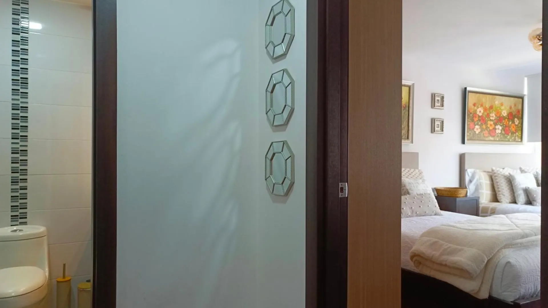 Vip Apartment - Queenbed - Balcony - Parking - 6Th Floor